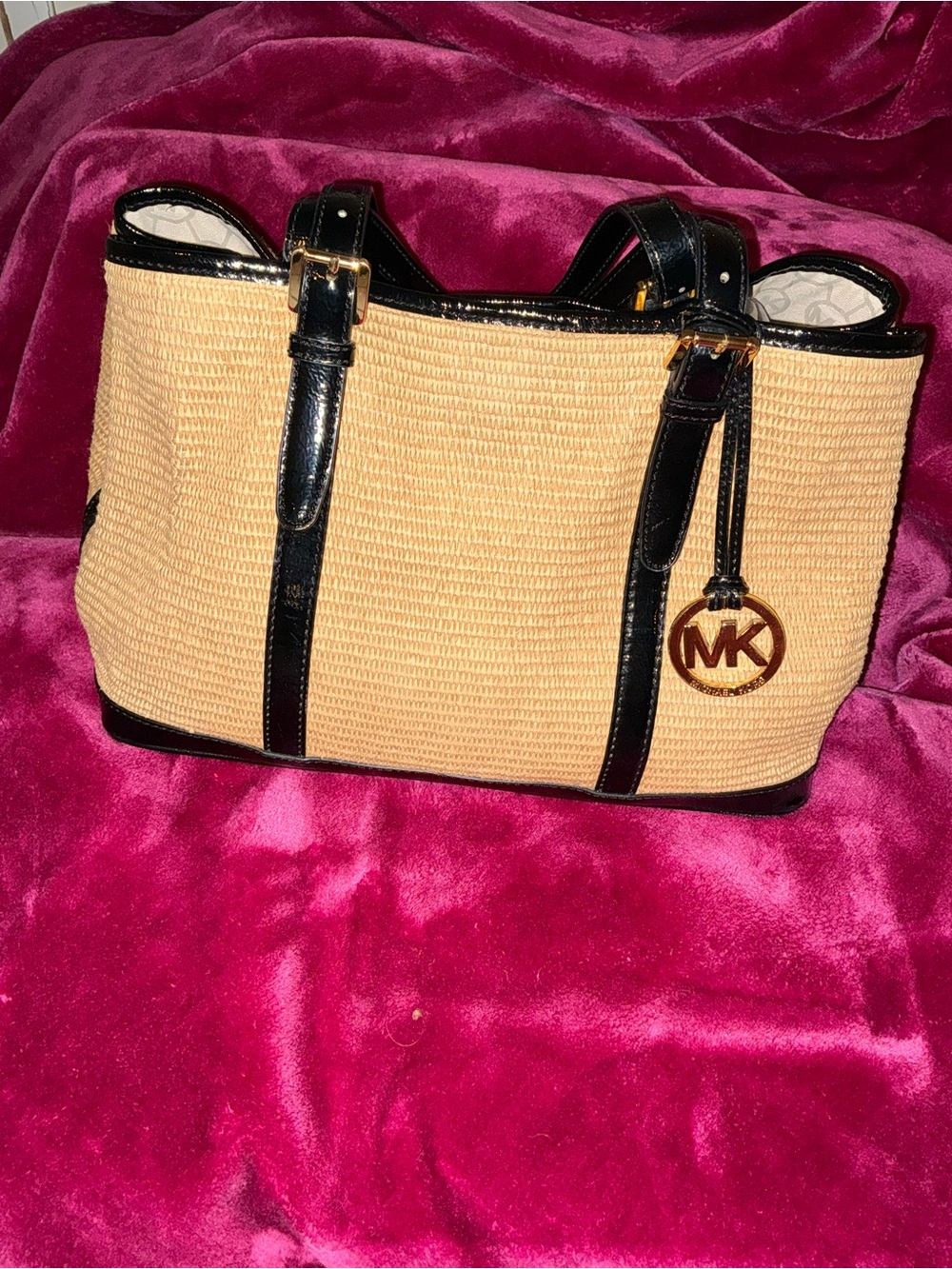 Michaels Kors Straw Tote Bag Black Patent Trim Gold MK Charm Large Summer Purse